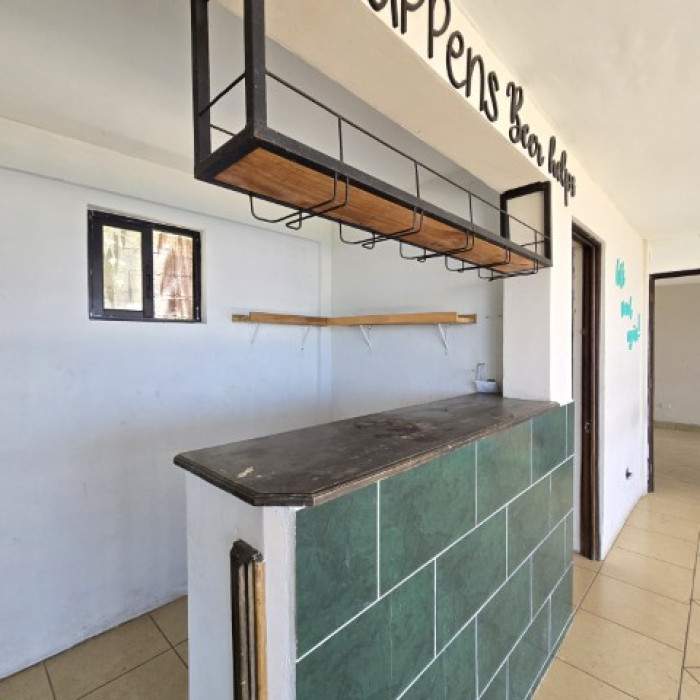 Casa en Venta con Vista Panorámica al Lago de Amatitlán - Miniatura 12