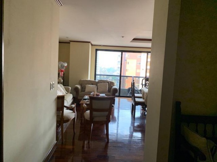 Venta de amplio apartamento en zona 14 - Miniatura 10