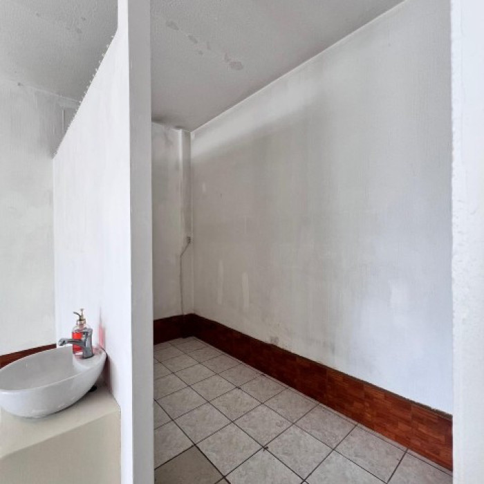 Local en Renta San Cristóbal, Bulevar Balcones — foto 4