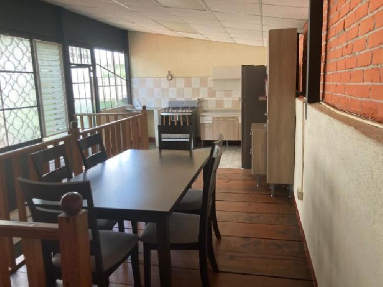 APARTAMENTO EN RENTA EN ZONA 7 — foto 3