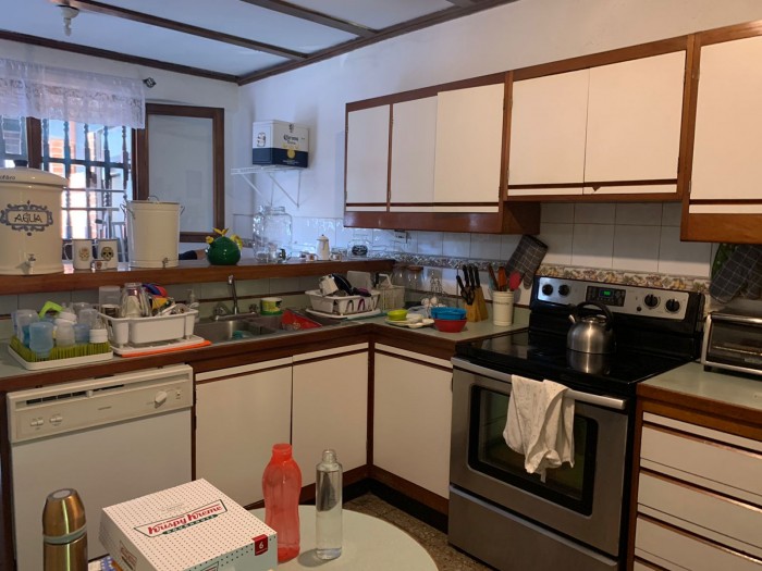Casa tipo townhouse en RENTA, zona 10