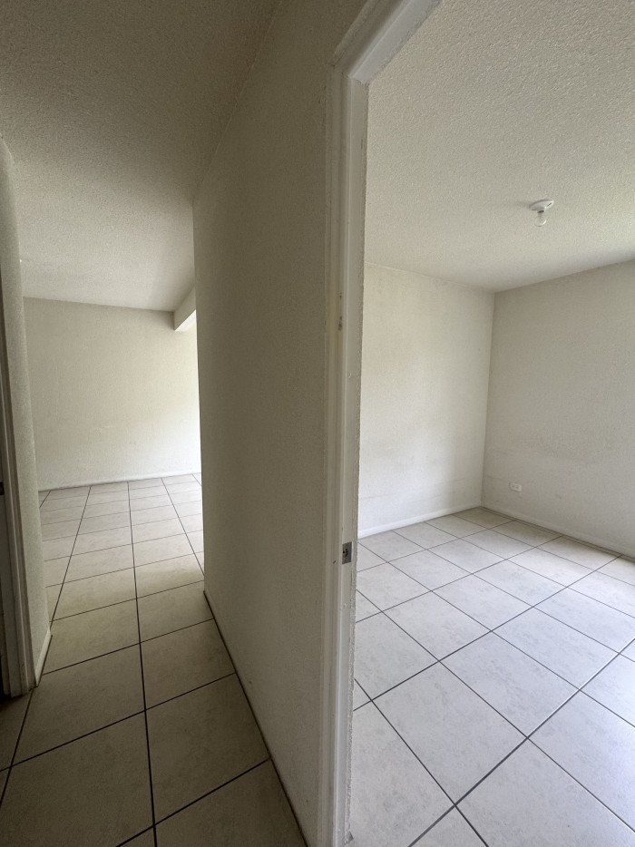 Vendo Apartamento en Edificio Entre Valles Villa Nueva - Miniatura 10
