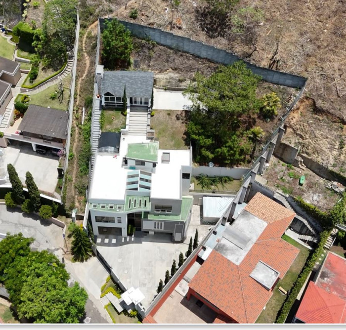 Casa grande en venta zona 16 la montaña - Miniatura 19