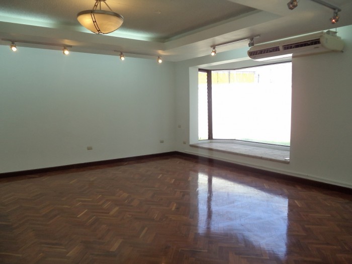 Renta casa para uso comercial en zona 13 — foto 3