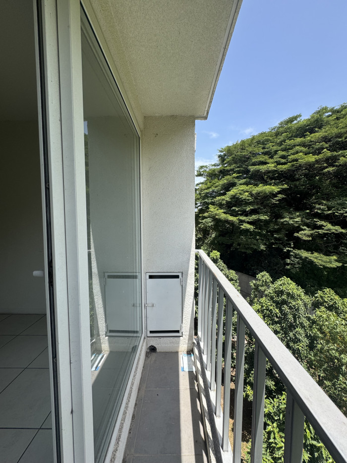 Vendo Apartamento en Edificio Entre Valles Villa Nueva - Image 5