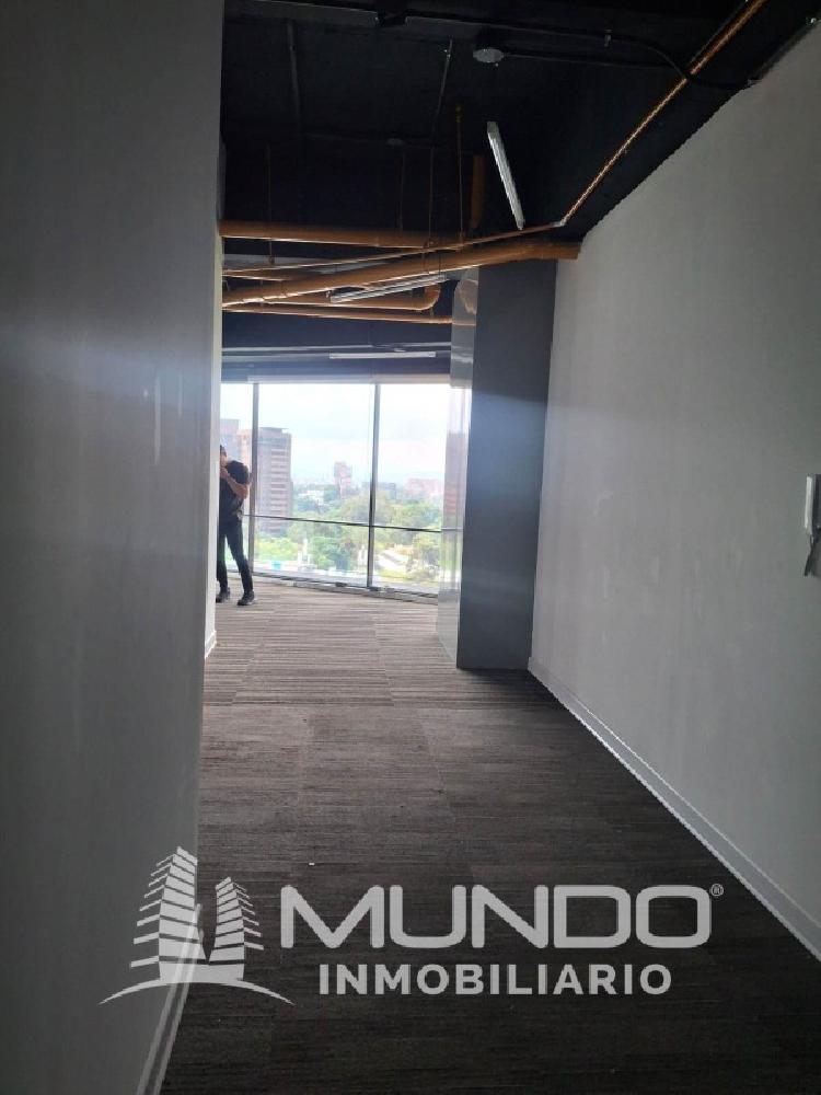 OFICINA EN RENTA EN ZONA 10 DESIGN CENTER