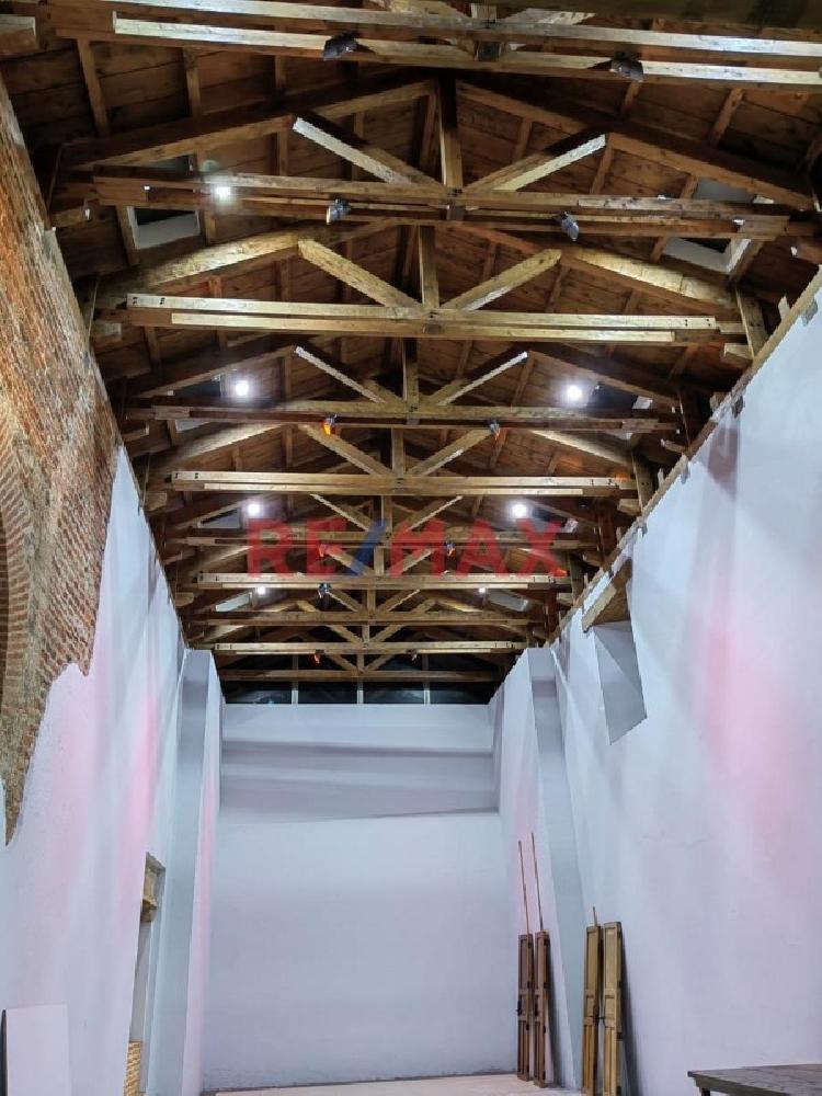 Salón para Uso Comercial en Antigua Guatemala - 4