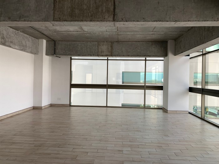 Oficina en alquiler en edificio nuevo en zona 10 - Miniatura 2