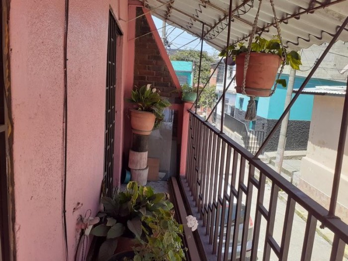 Casa en venta de 3 niveles Zona 12 Ciudad Guatemala - Miniatura 8