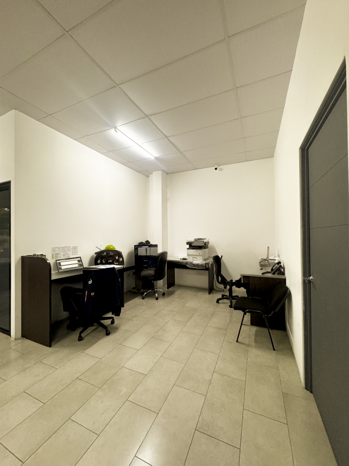 Ofibodega en venta por Redondel Integración alquilada - 7