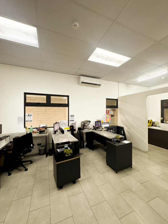 Ofibodega en venta por Redondel Integración alquilada - 6
