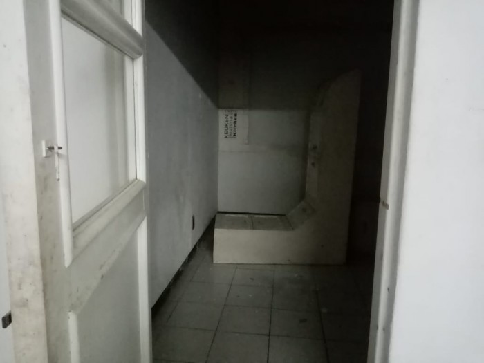 Rento amplia casa para uso comercial zona 9 — foto 4