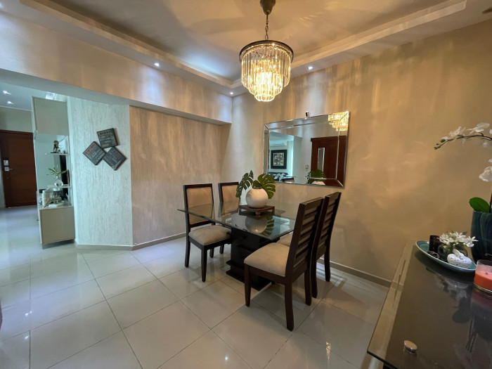 Apartamento Amueblado en Renta, en Evaristo Morales - 7