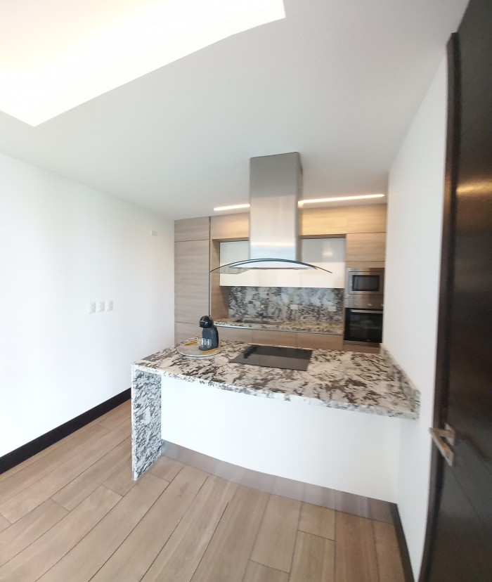 APARTAMENTO EN RENTA EN EDIFICIO BADEN ZONA 15 - Miniatura 15