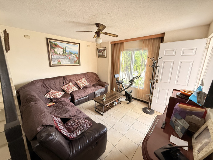 Casa en Venta en Hacienda de las Flores Villa Nueva — foto 3