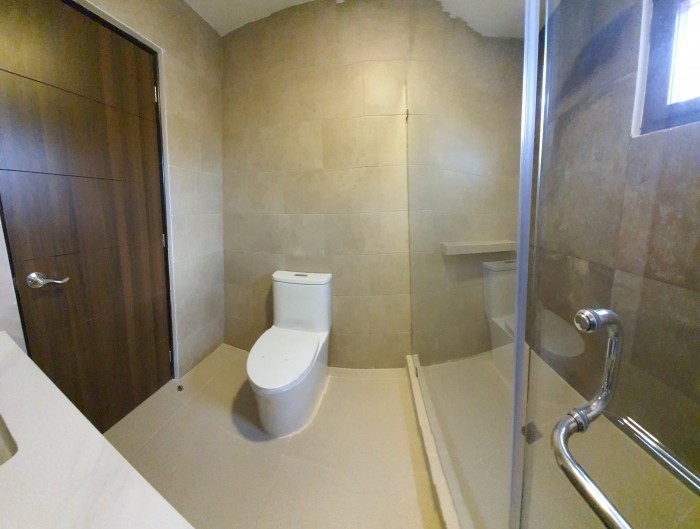 Amplia Casa de 4 habitaciones en Venta Vista hermosa 1 - Miniatura 8