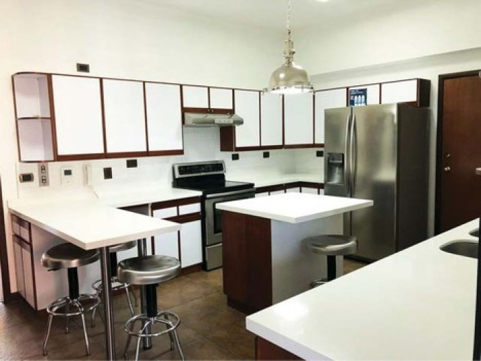 Apartamento amueblado de lujo en alquiler zona 14 - Miniatura 11