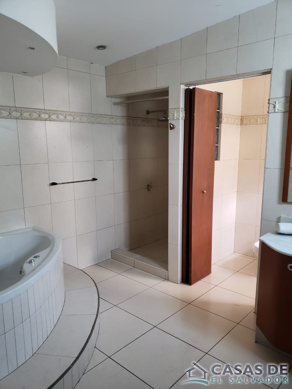 Cumbres de Escalon Moderna y Remodelada, Amplio Jardin — foto 7