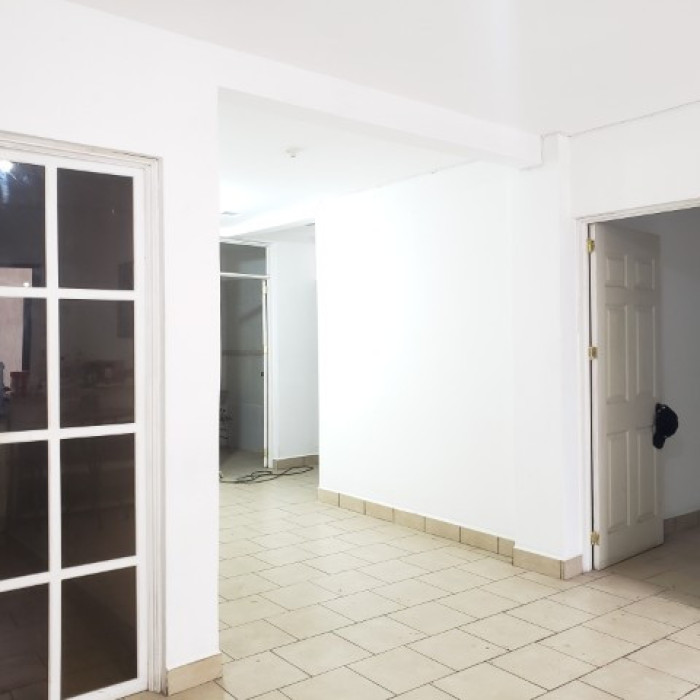 Apartamento en Renta San Cristóbal, afuera de garita - Image 1