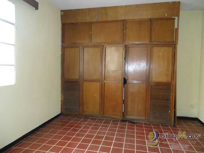 Casa para uso comercial en renta zona 5 - Miniatura 4