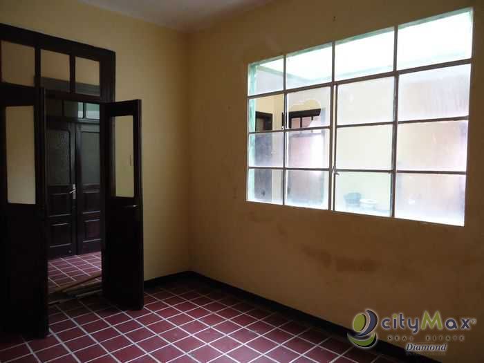 Casa para uso comercial en renta zona 5 - Miniatura 8