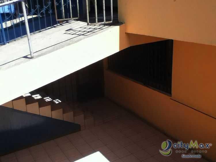 Casa o Terreno en Alquiler sobre la Calzada Roosevelth - Image 3