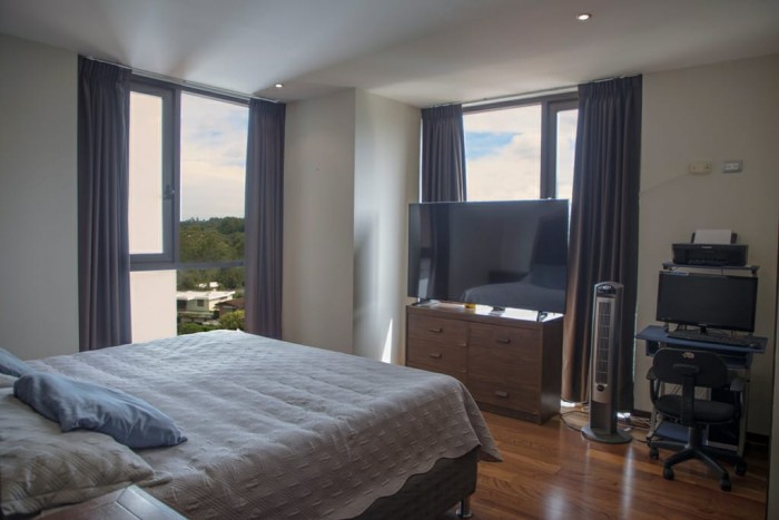 VENDO Apartamento en Zona 15 - Miniatura 9