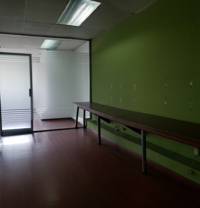 Nivel completo de Oficinas en alquiler en zona 10 - Miniatura 9