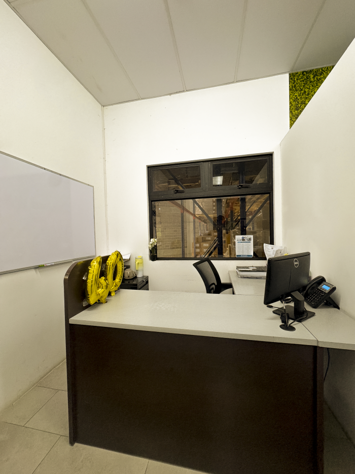 Ofibodega en venta por Redondel Integración alquilada - 5