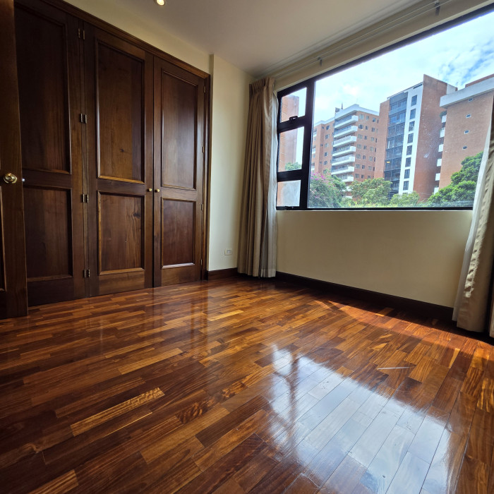 Apartamento En Renta en Zona 10 Altos De Santa Clara - 15