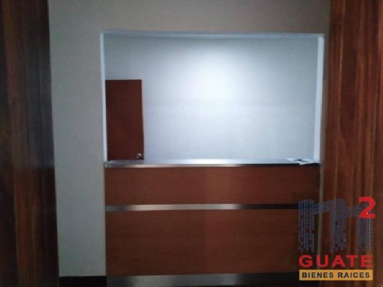 Casa de 500 m2 de construcción en Renta, Zona 09