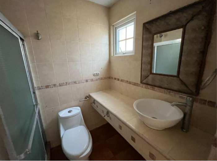 Casa en Venta en Carretera a El Salvador! - Miniatura 17
