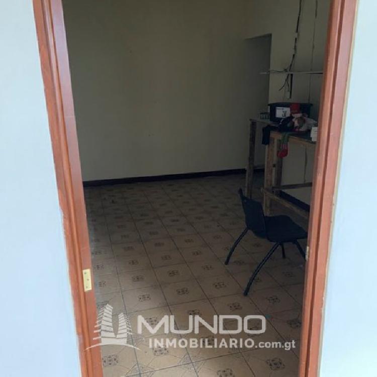 LOCAL COMERCIAL EN RENTA EN ZONA 4/ MUNDO INMOBILIARIO — foto 2