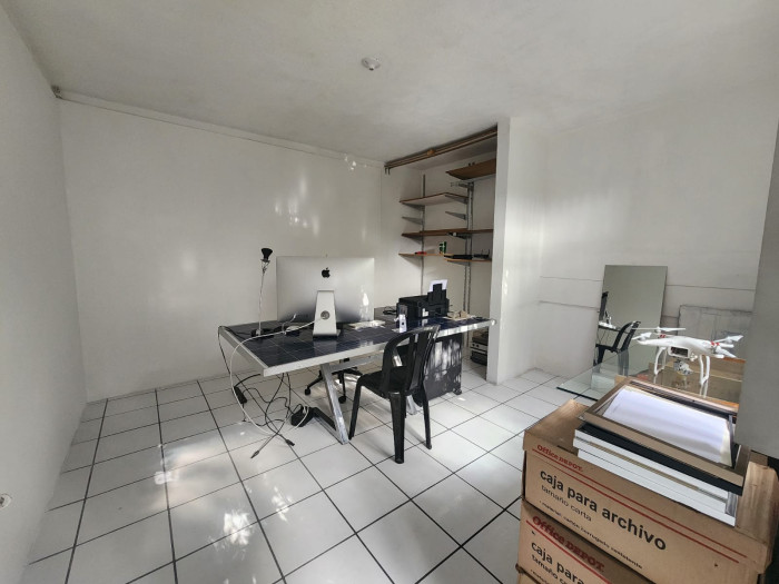 Venta de casa en Jardines de La Asunción, zona 5. - Miniatura 5
