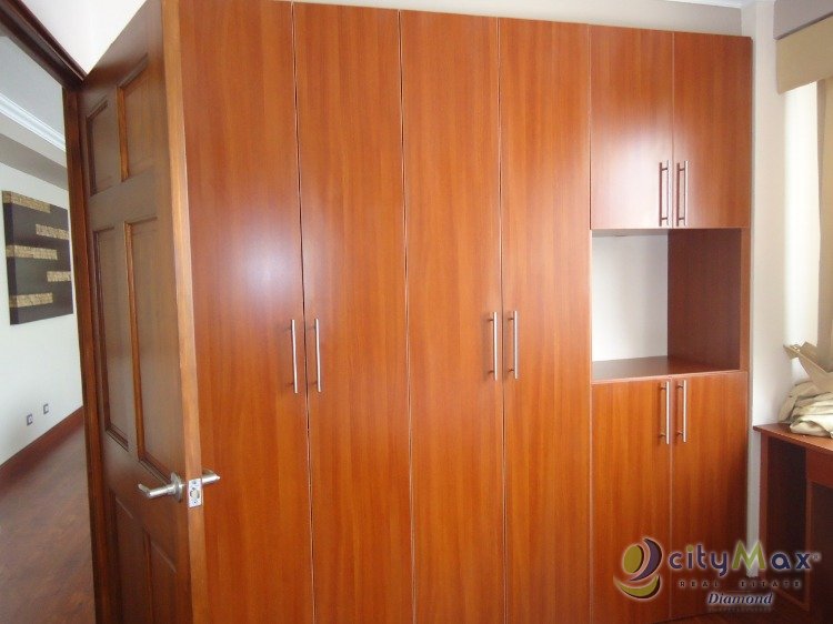 RENTA HERMOSO APARTAMENTO AMUEBLADO EN ZONA 10 - Miniatura 4