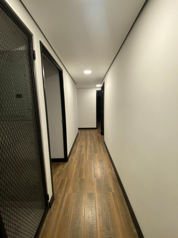 Apartamento en Venta  zona 14 sector La Villa - Miniatura 4