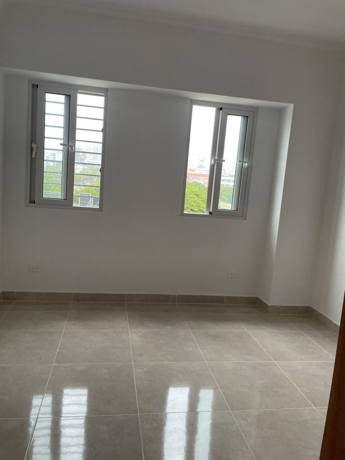 APARTAMENTO EN ALQUILER EN ZONA UNIVERSITARIA - 11