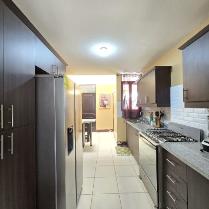 Casa en Venta Quintas Los Encinos Zona 7 de Mixco - Miniatura 9