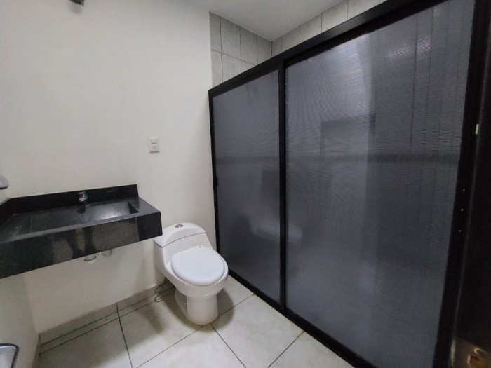 CASA EN RENTA MADERAS RESIDENCIAL CELAYA GTO - 9