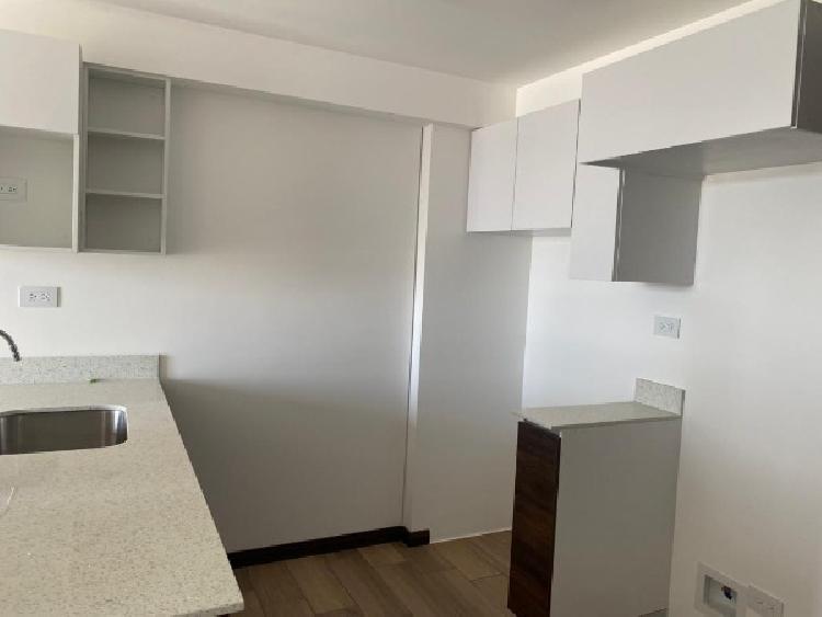 APARTAMENTO EN RENTA EN TORRE SUR ASUNCIÓN, ZONA 5 — foto 2