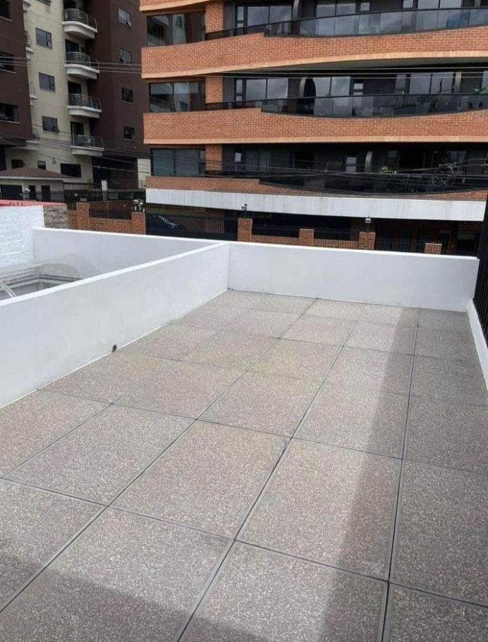 CASA AMPLIA ZONA 14 - Miniatura 4
