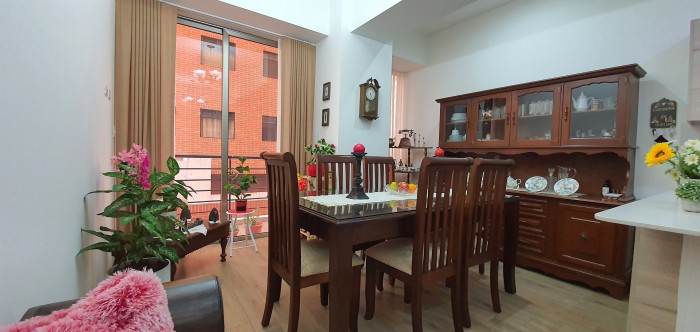 Apartamento en Venta Zona 14 cerca Hospital La Paz - Image 1