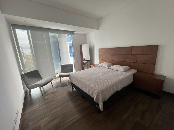 Apartamento Amueblado en Renta Zona 10 - Miniatura 6