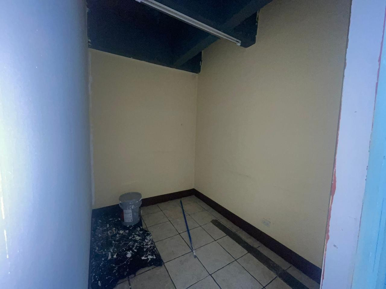 OFICINA EN #RENTA EN ZONA 9