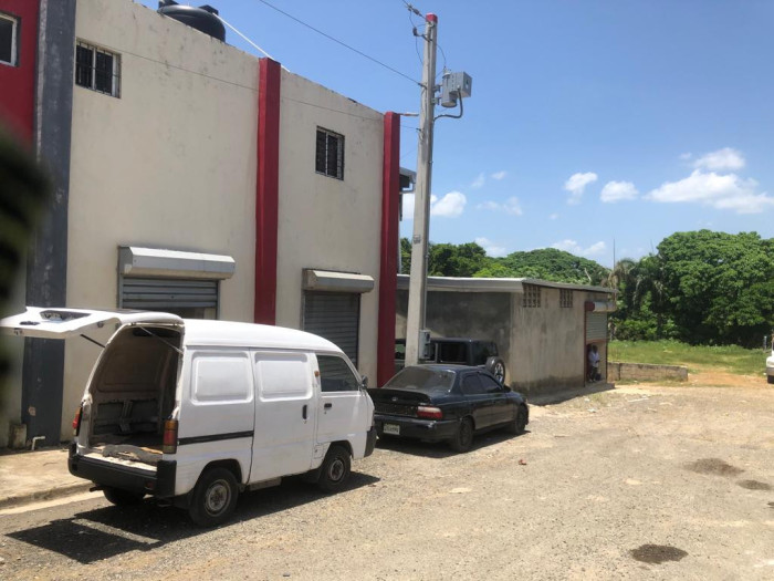 En Alquiler Nave Comercial Autopista Duarte La Guayiga - 1