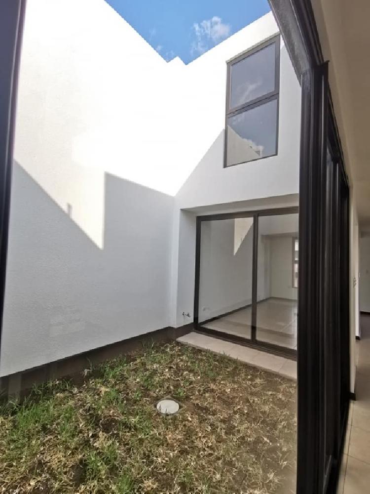 Casa en renta_ Senderos del Comendador_ Ciudad Vieja — foto 11