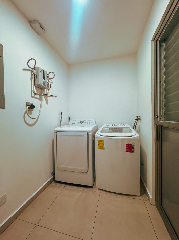 Alquilo apartamento amueblado Torre Triana San Benito - 10