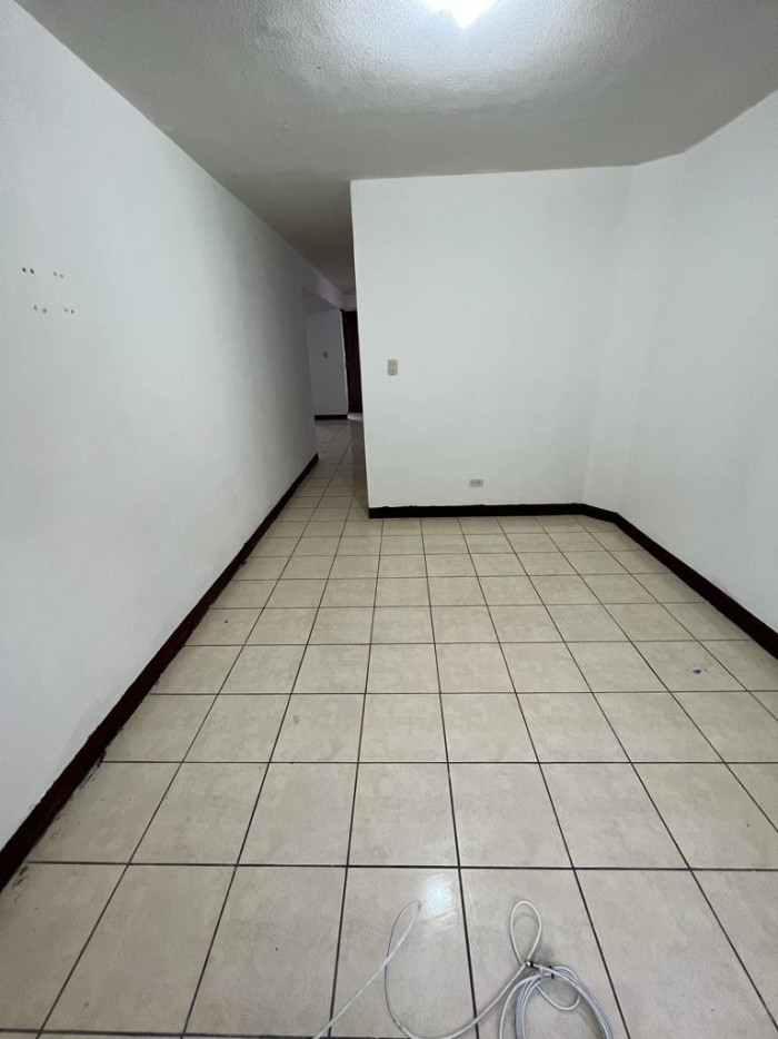 Casa En Venta En Alameda de Santa Clara Villa Nueva — foto 7
