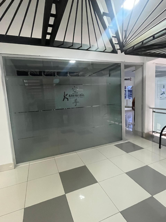 Local comercial en alquiler en 2do nivel La Castellana - 5