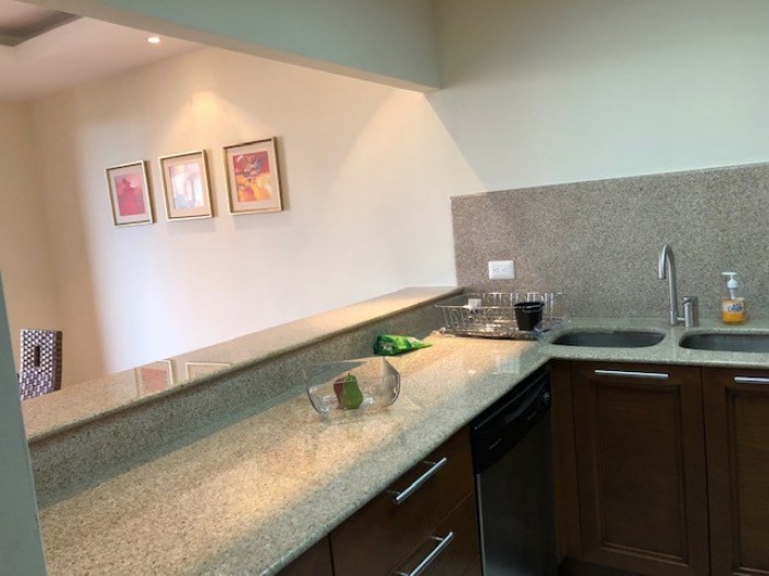Apartamento amueblado en renta en zona 10 Guatemala - Miniatura 12
